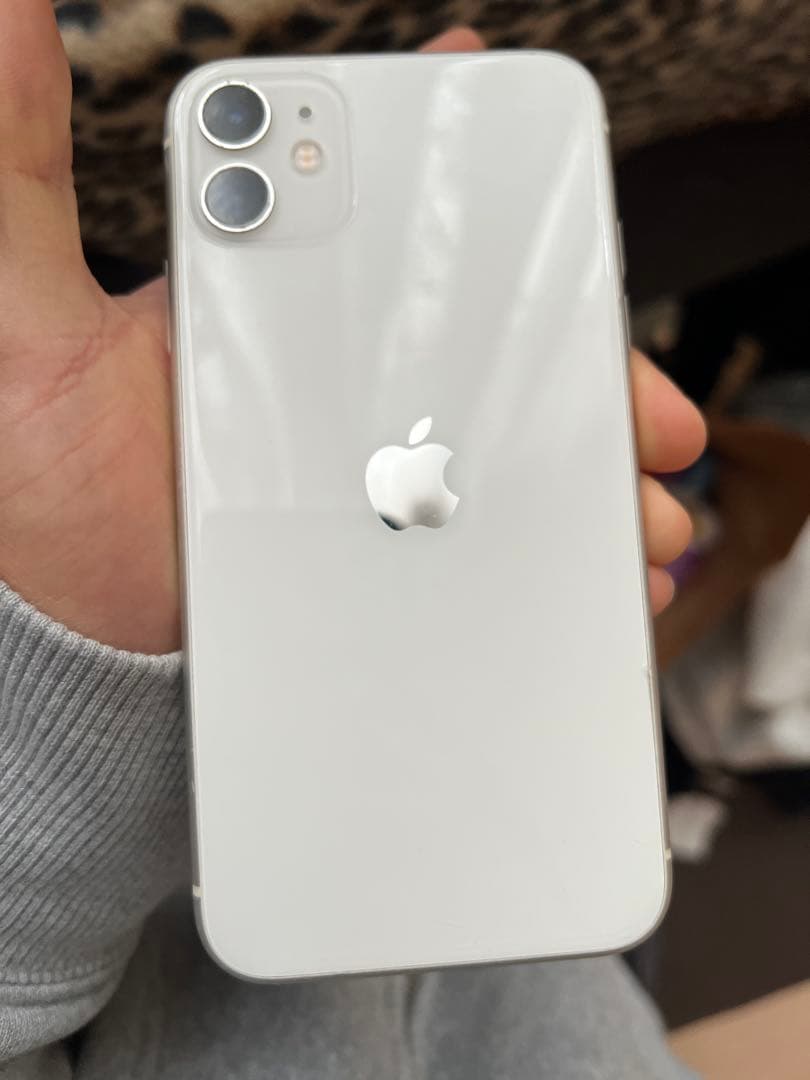 iPhone 11 256GB ホワイト