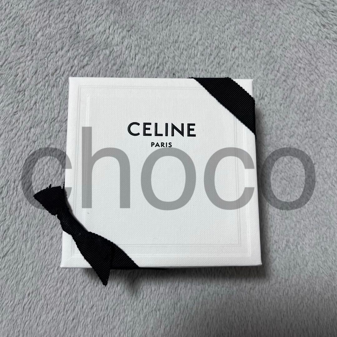 トリオンフ アシンメトリックフープ / ゴールドフィニッシュブラス