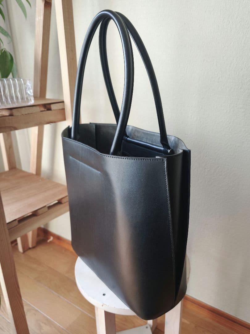 R*)様 土屋鞄 ブラックヌメトートバッグ