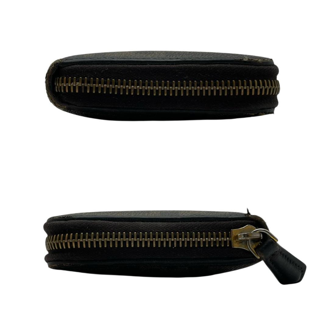 FENDI フェンディ 長財布 ズッカ ゴールドロゴ ラウンドファスナー レザー