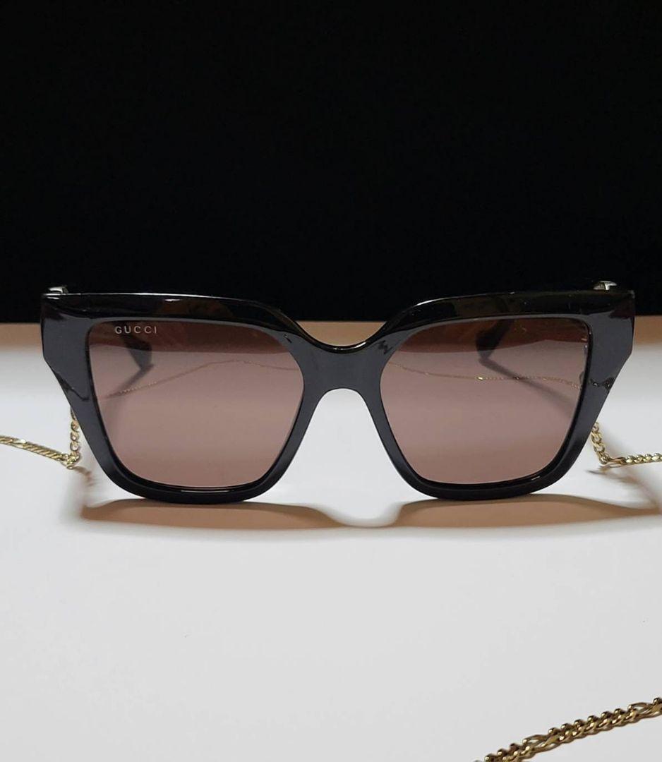 jan◆GUCCI◆インターロッキングロゴ付　サングラス　チェーン付き
