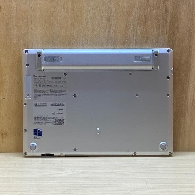 累積使用3600ｈ◆CF-SZ6◆i5-7200U◆新品SSD1TB◆8GB