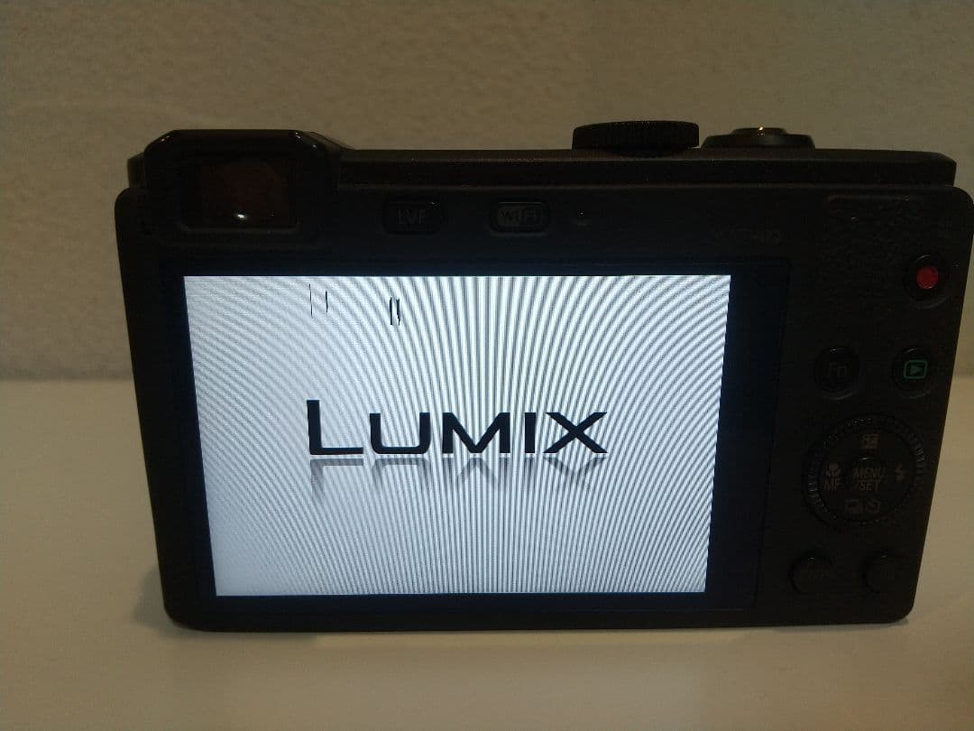 LUMIX コンパクトデジタルカメラ DMC-LF1（純正充電器付き）