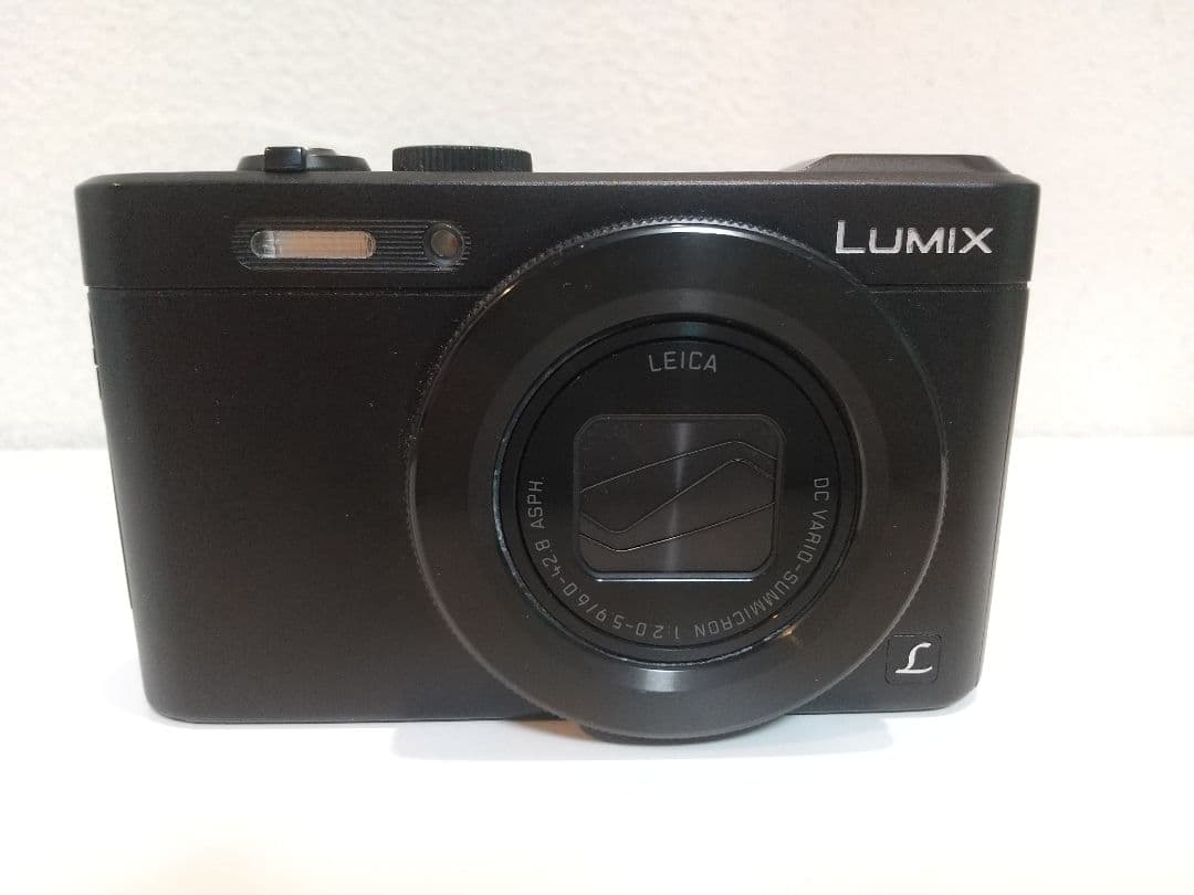 LUMIX コンパクトデジタルカメラ DMC-LF1（純正充電器付き）
