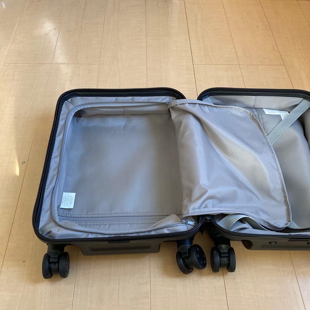 無印良品　ハードキャリーケース　ブラック　20リットル