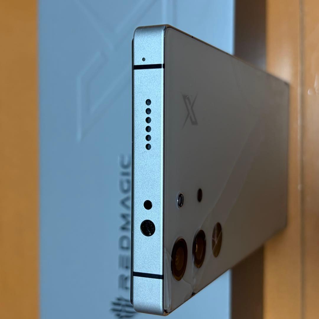 REDMAGIC 10 Pro 12GB 256GB 本体と保護フィルム