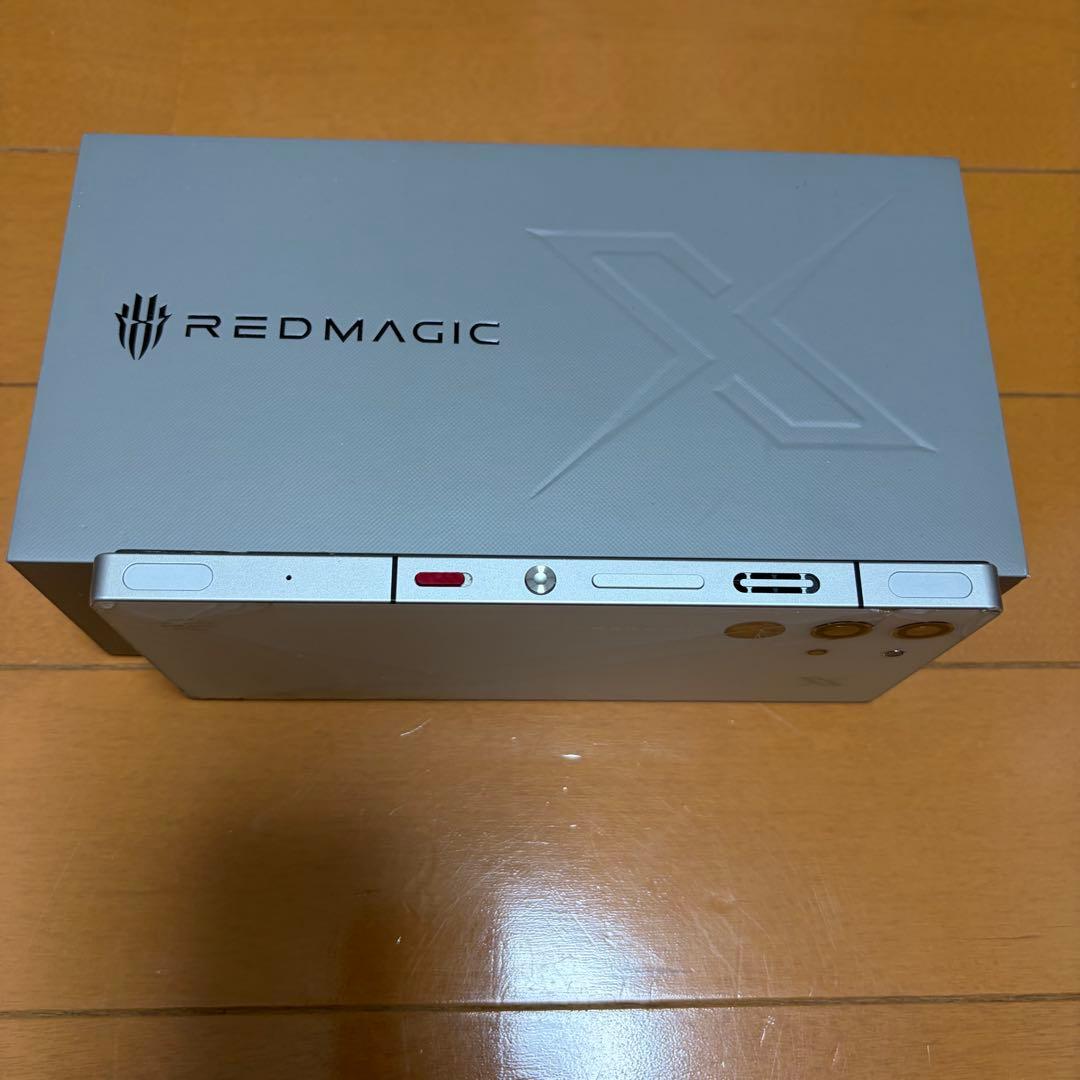 REDMAGIC 10 Pro 12GB 256GB 本体と保護フィルム