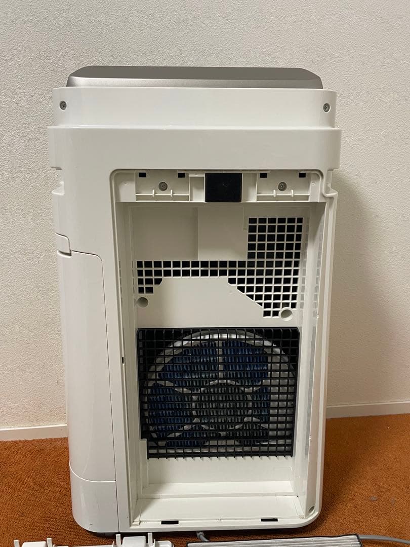 a.j【2022年製】SHARP加湿空気清浄機　KC-F70-W　ホワイト