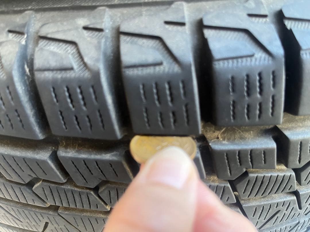 D4C　値下フォレスタースタッドレス17インチ4本セット225/60R17