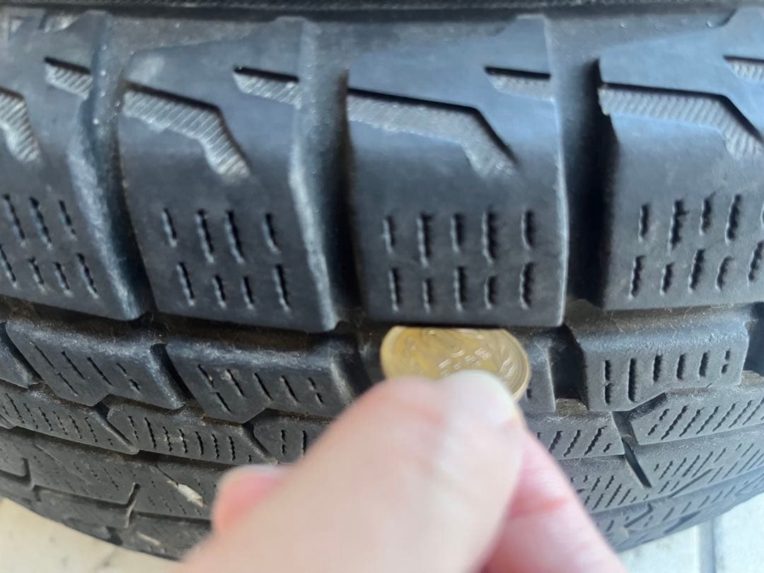 D4C　値下フォレスタースタッドレス17インチ4本セット225/60R17