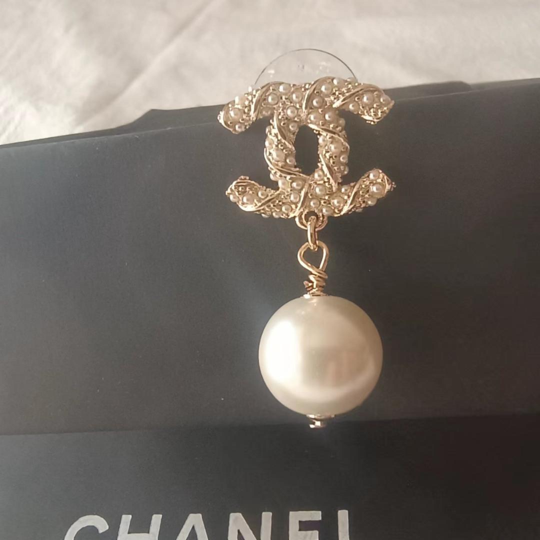 ラインストーンパールピアス