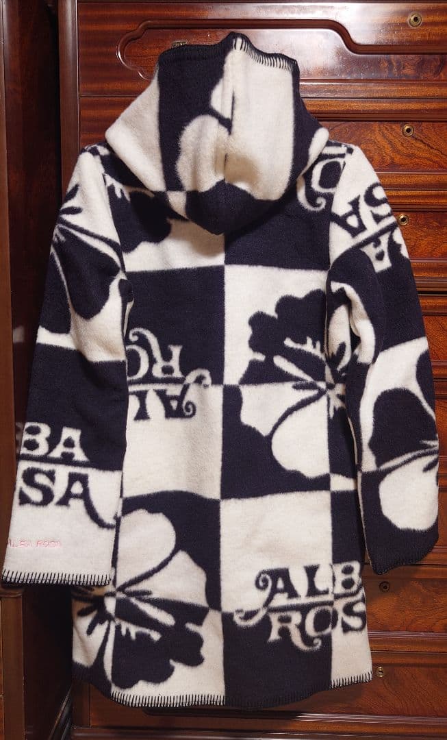 ALBA ROSA 新升目ダッフルコート 黒✕白 アルバローザ