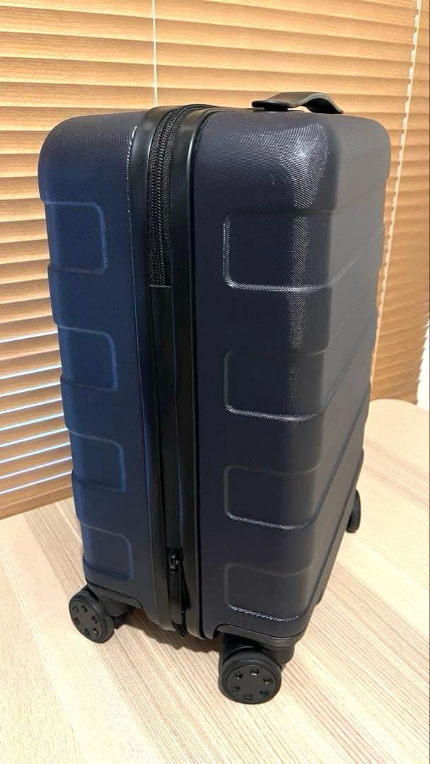 【無印良品】ハードキャリーケース紺色 20L 機内持ち込み可