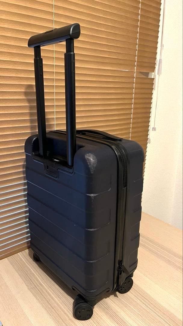 【無印良品】ハードキャリーケース紺色 20L 機内持ち込み可