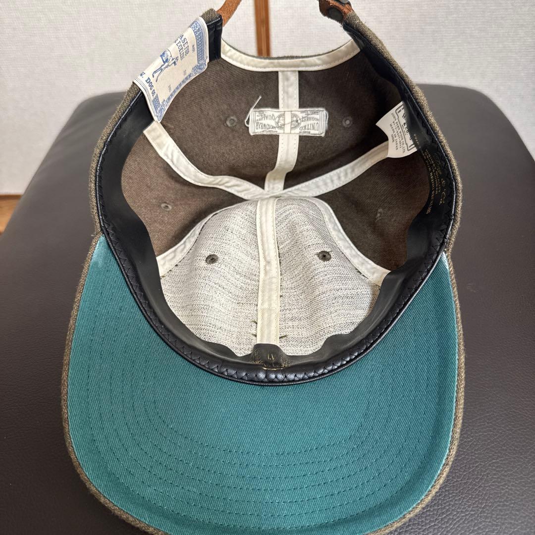 THE H.W.DOG オリーブ色　キャップ