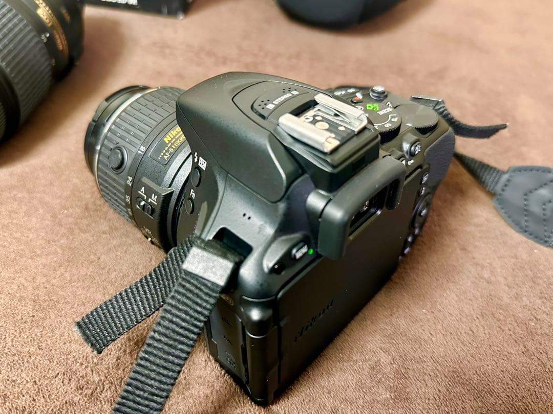 Nikon D5500 ダブルズームキット BLACK