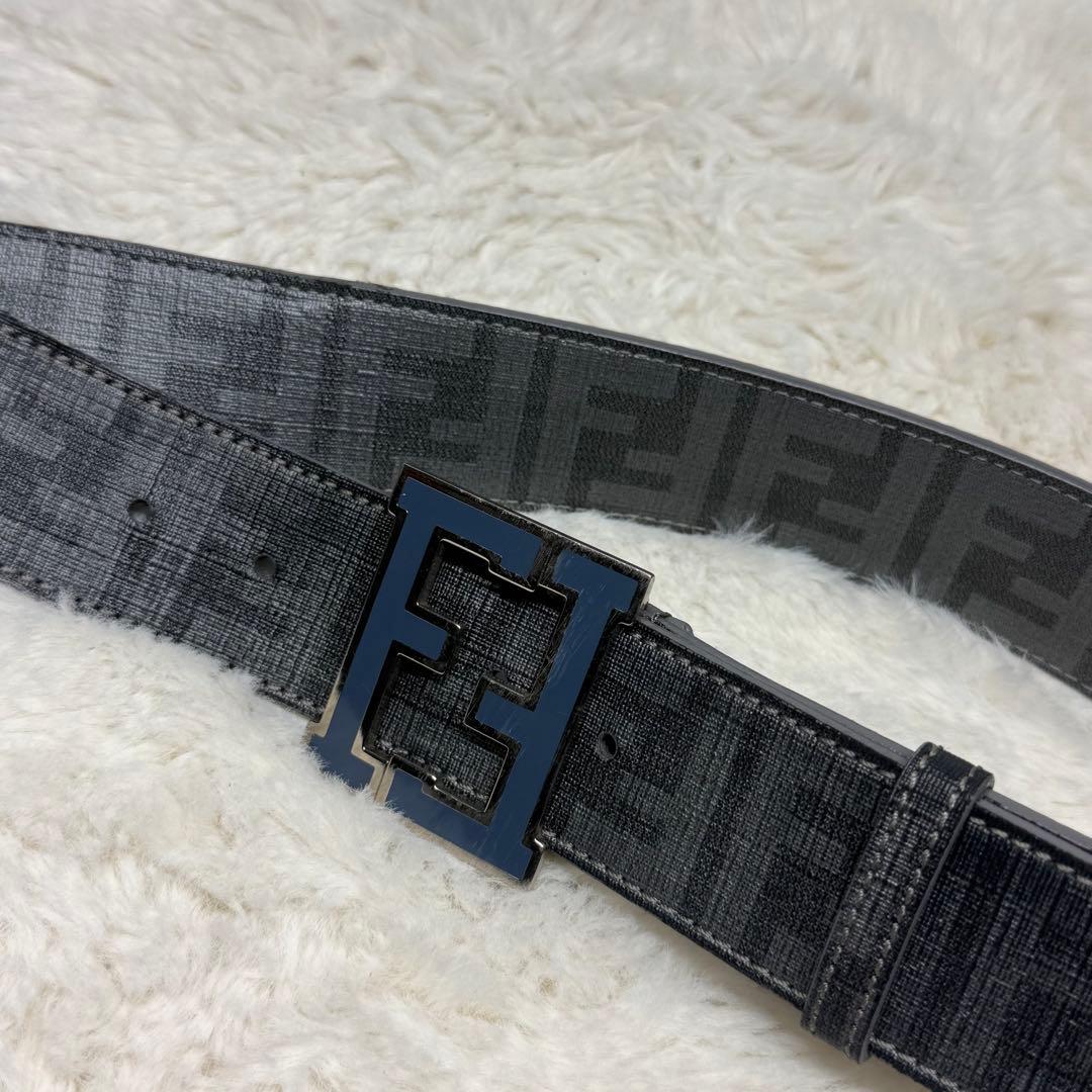 ようた現行 FENDI フェンディ ベルト FF スクエア ネイビー 90