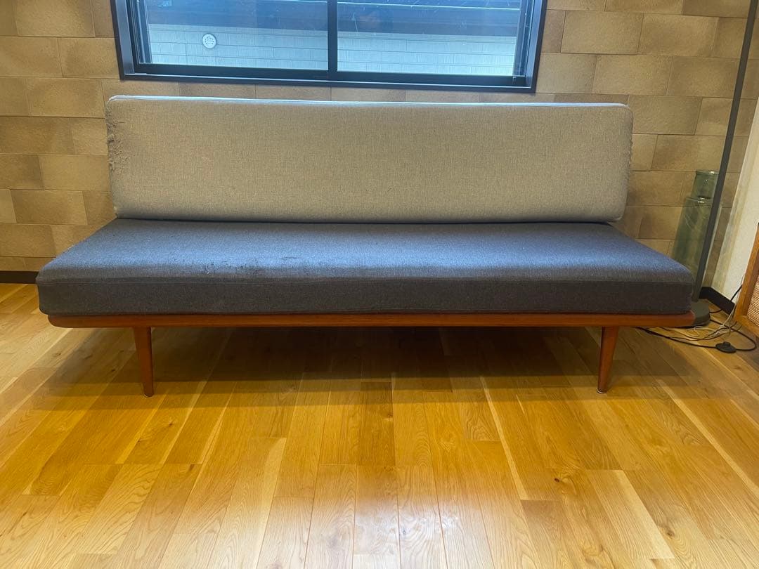 Peter Hvidt & Orla Molgaard-Nielsen ソファ