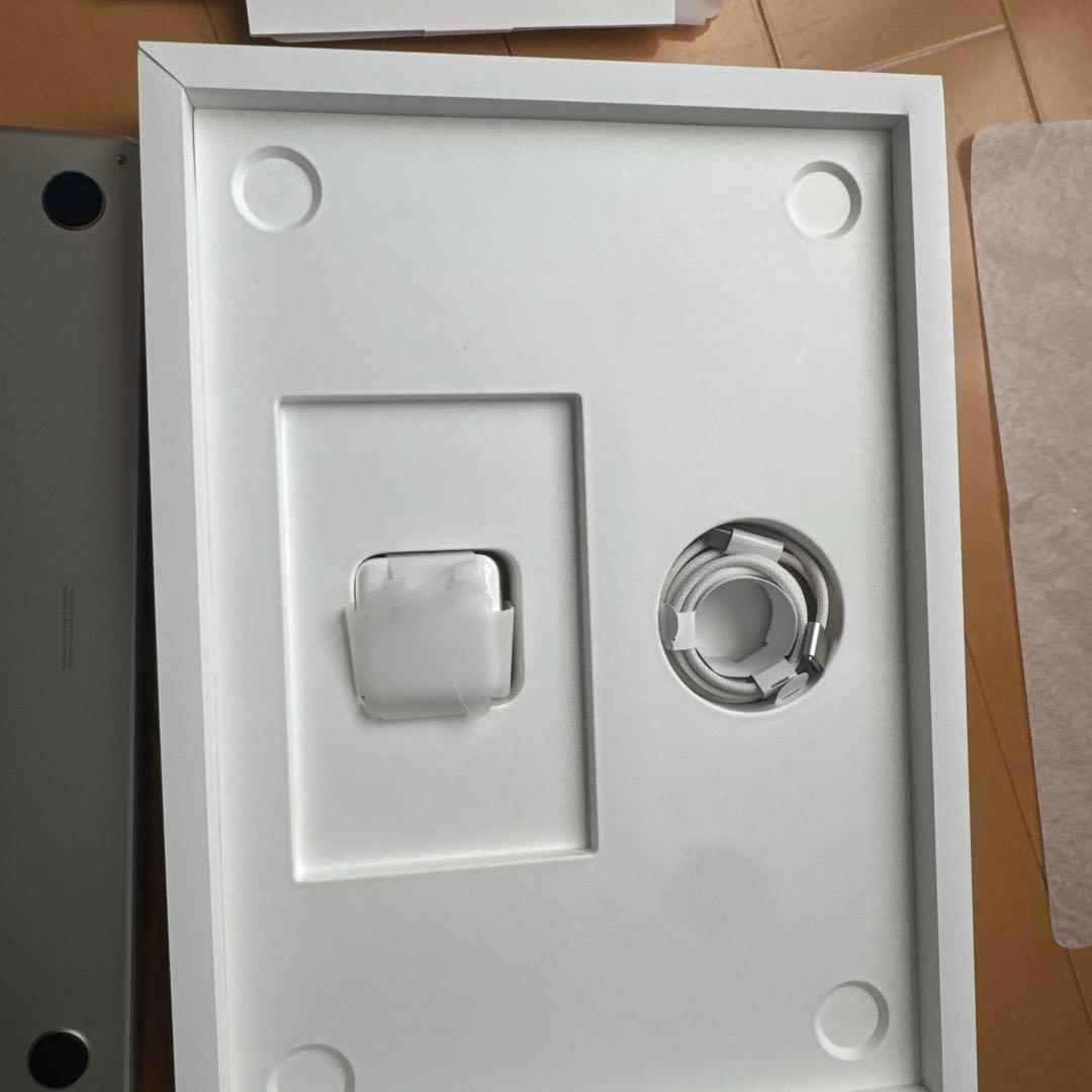 2023 MacBook Air M2 8GB15インチ 512GBスターライト