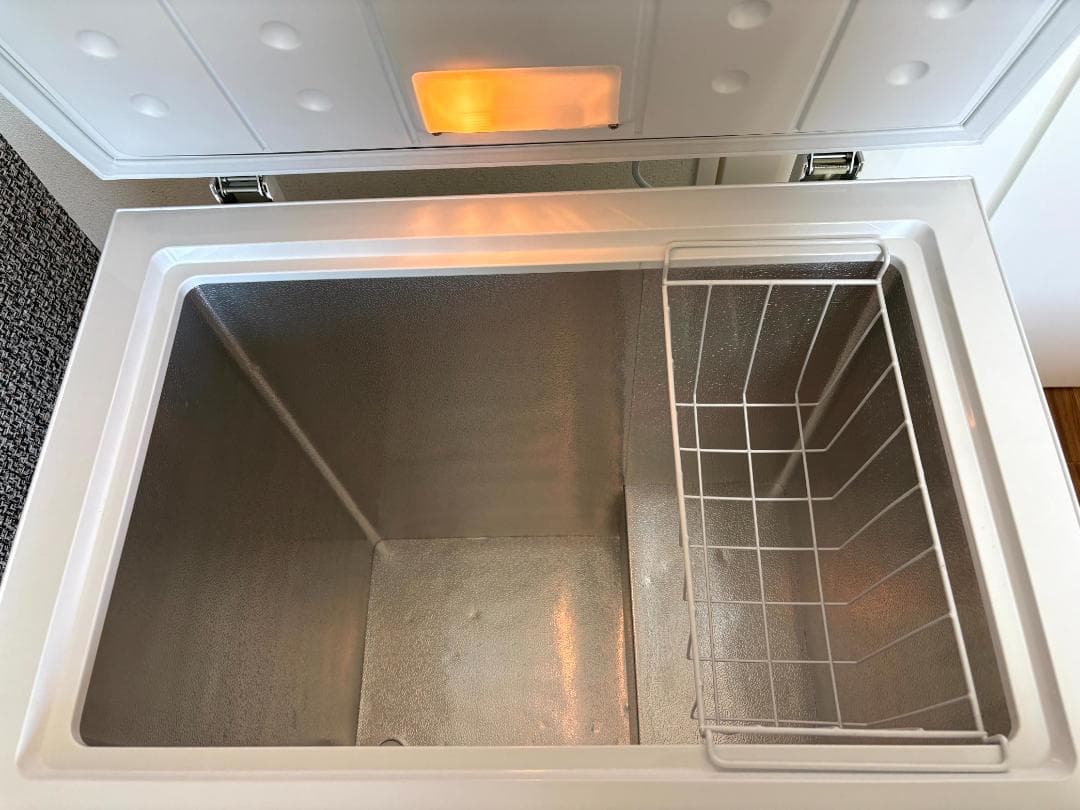 2021年製■アイリスオーヤマ 冷凍庫 142L 上開き式 ICSD-14A-W