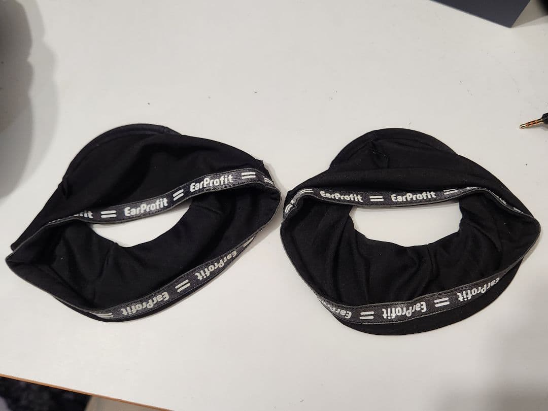 美品 Neumann NDH 30 Black Edition ノイマン