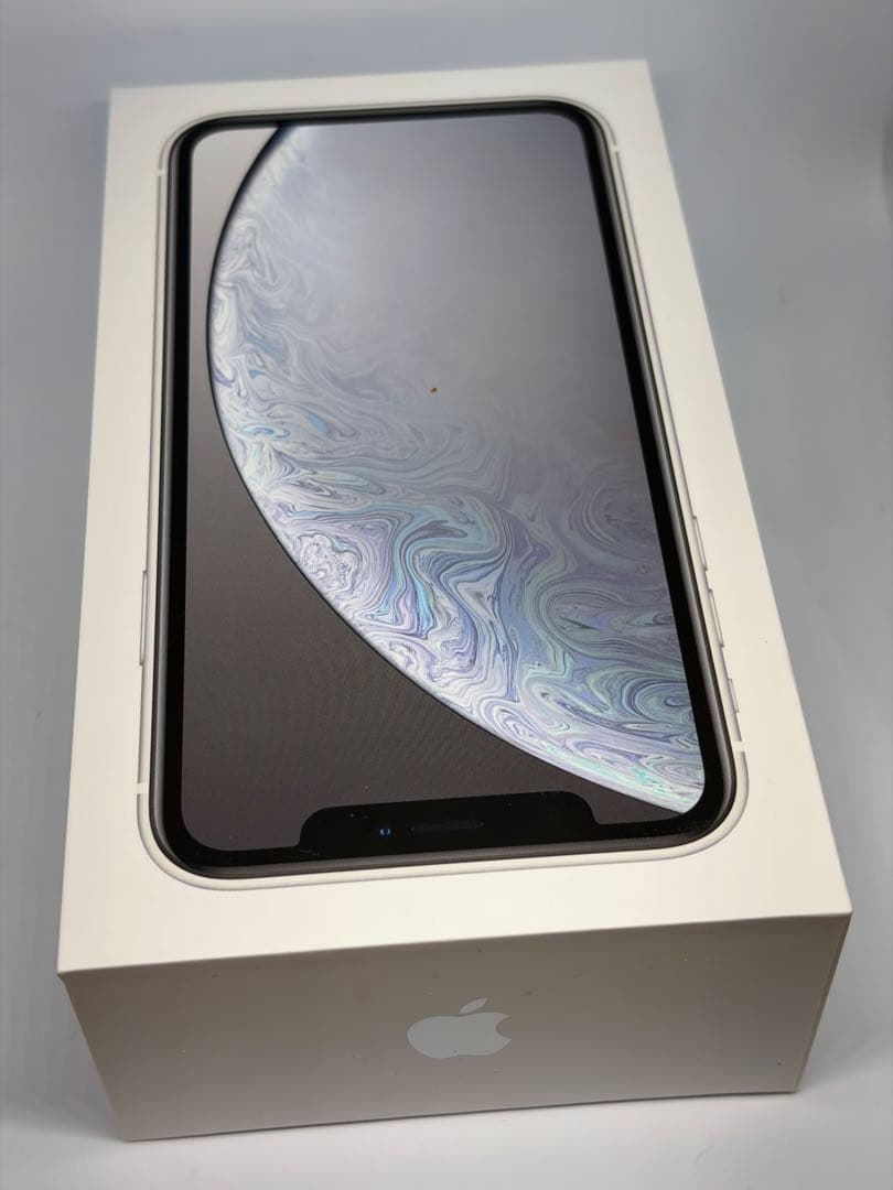 iPhone XR128GB白★美品★SIMフリー電池89% 元箱+新品フィルム