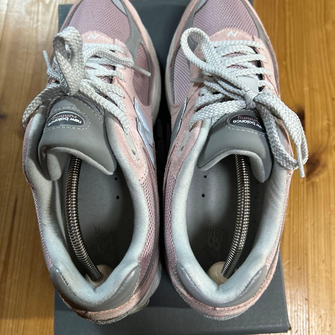 靴 New Balance 2002R sand pink