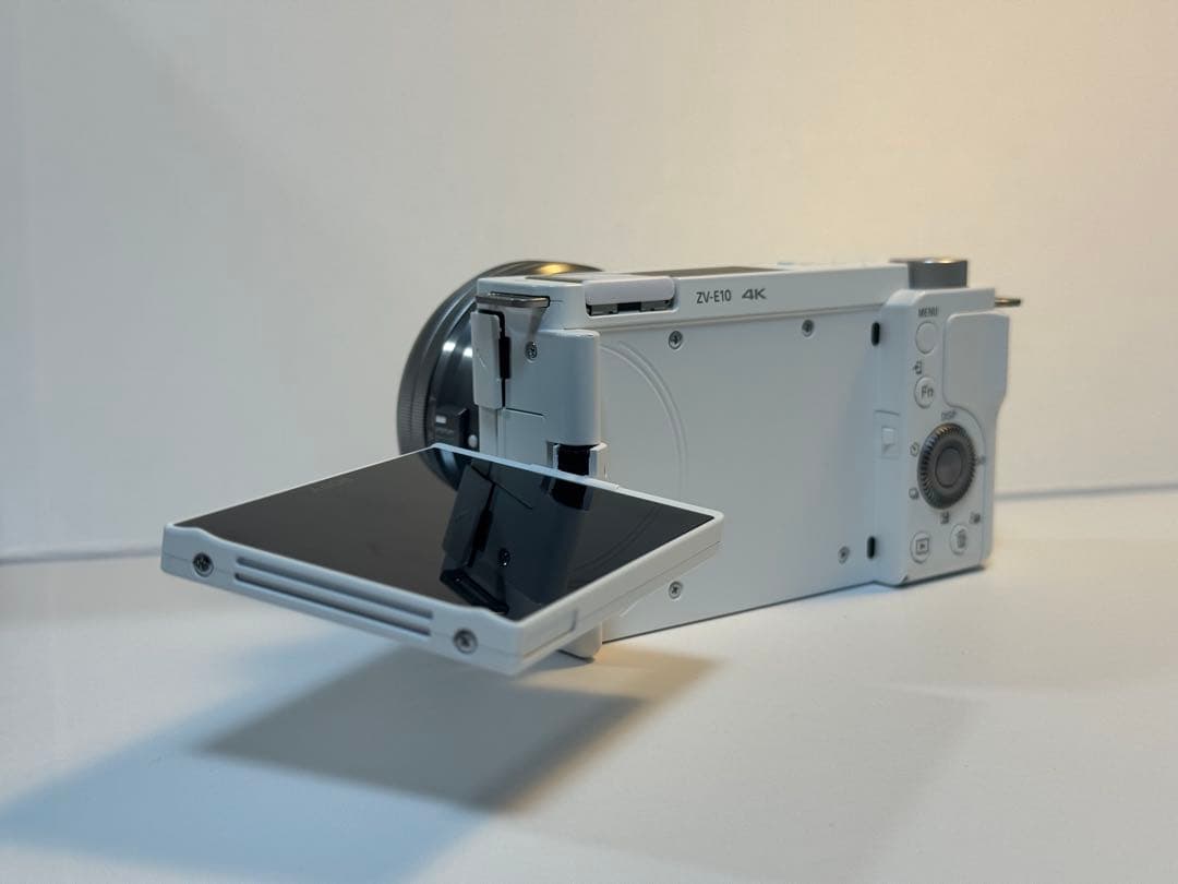 SONY ZV-E10L パワーズームレンズキット ホワイト バッテリー付 美品