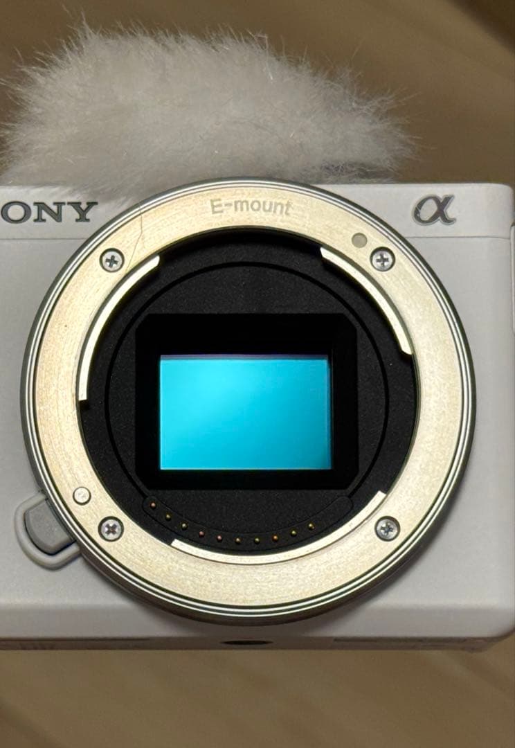 SONY ZV-E10L パワーズームレンズキット ホワイト バッテリー付 美品