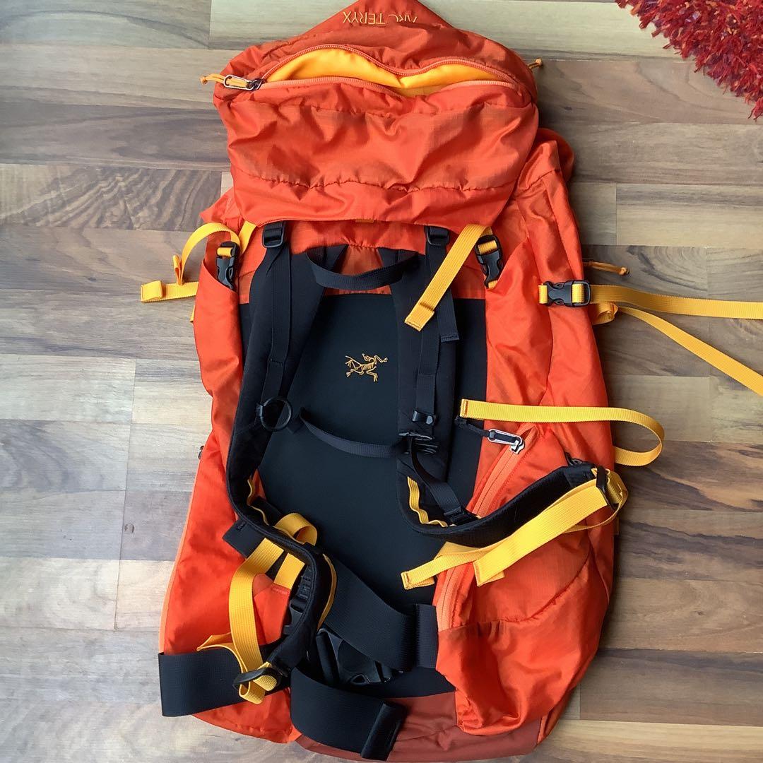 アークテリクスリュック　イギリス行きで一回使用したままです