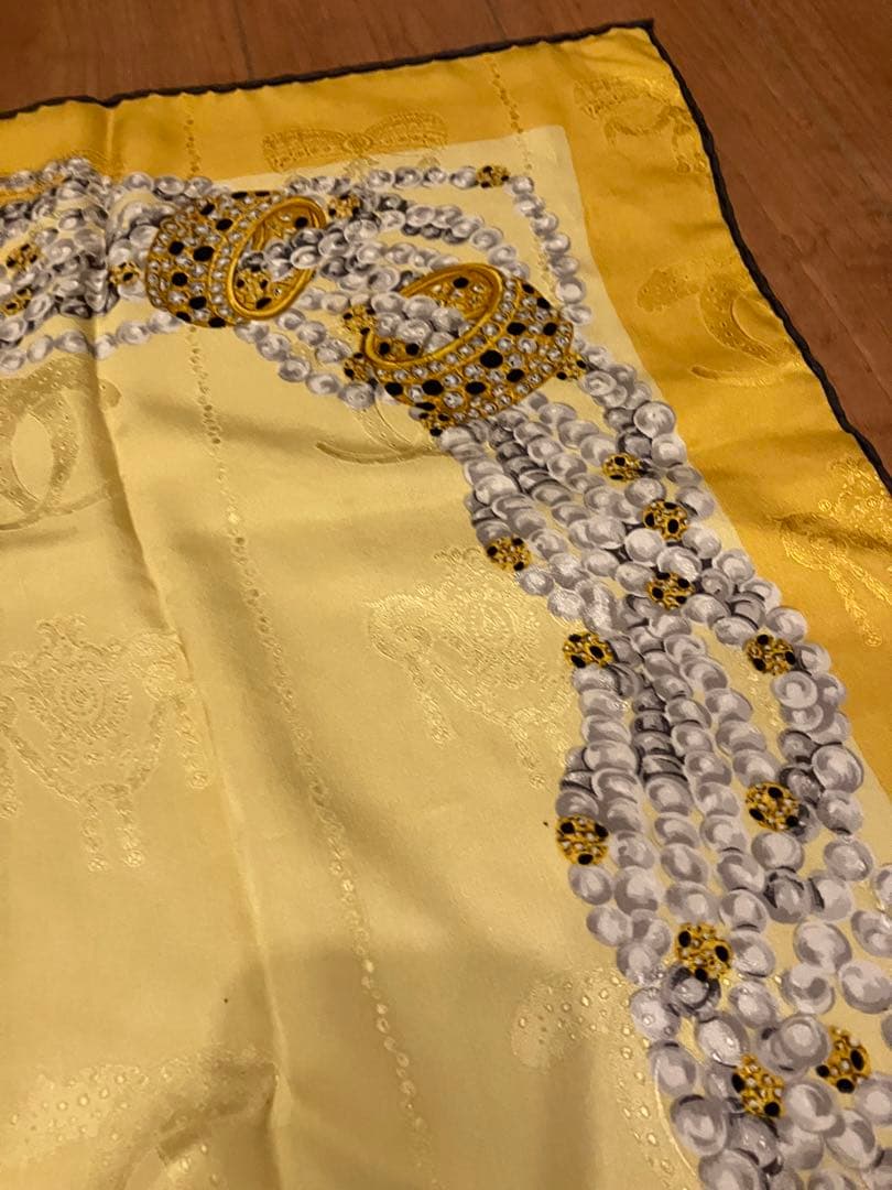 カルティエ パンテール シルク イタリア　ロゴ 大判スカーフ ストール