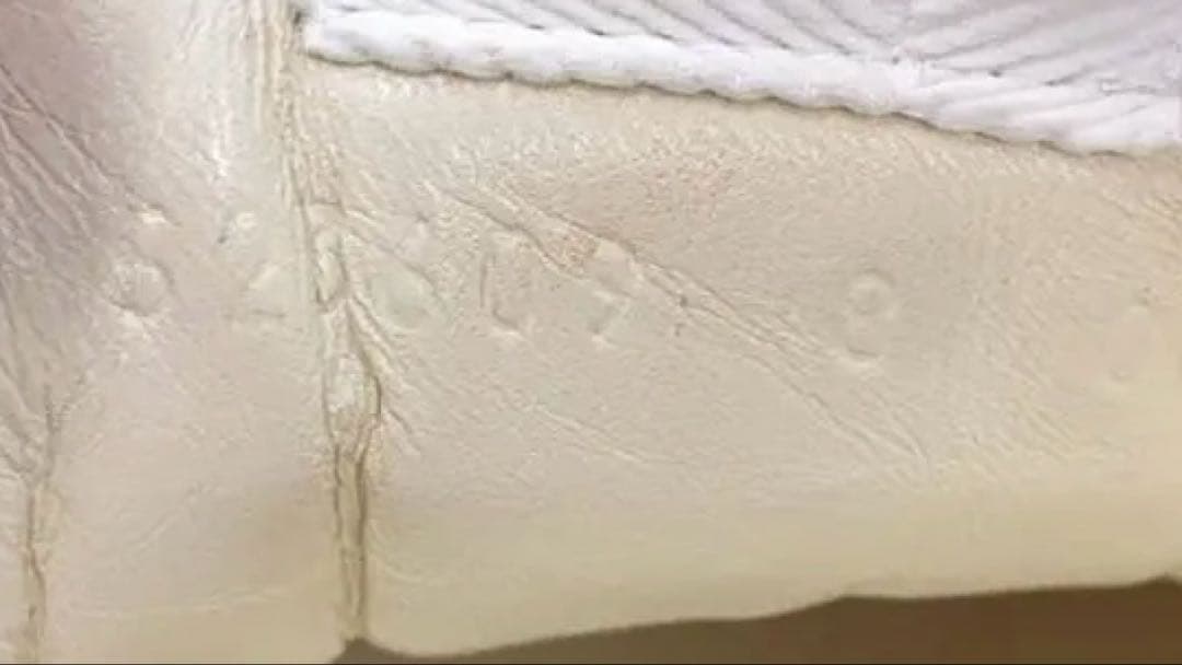 GUCCI グッチ スニーカー メンズ ロゴプリント ブラック