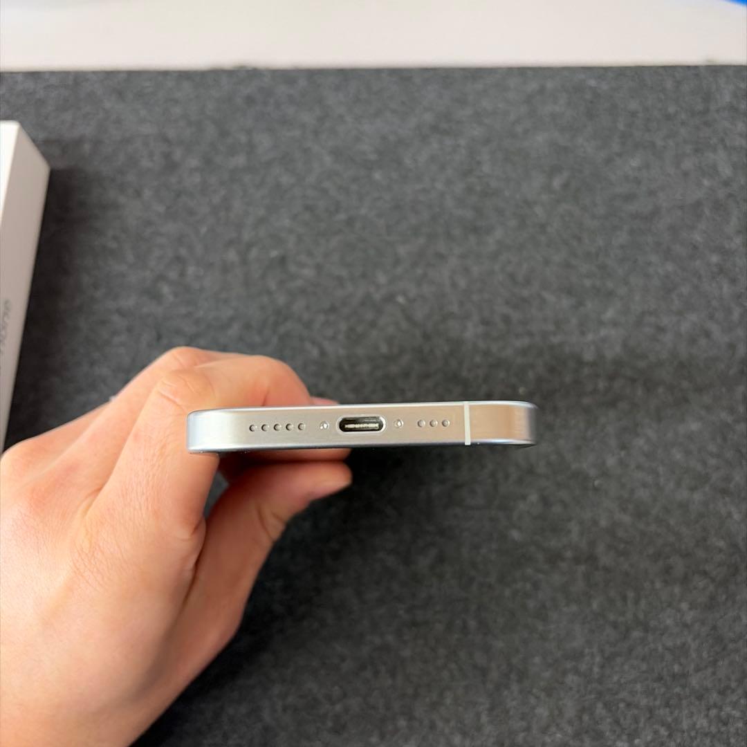 【美品】iPhone 15 Pro 258GB ホワイト