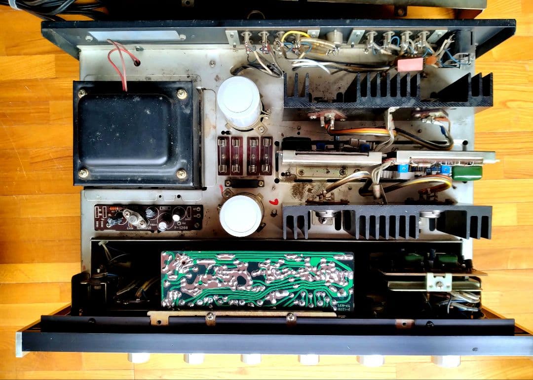 LDH様限定サンスイプリメインアンプAU666中古整備完動品