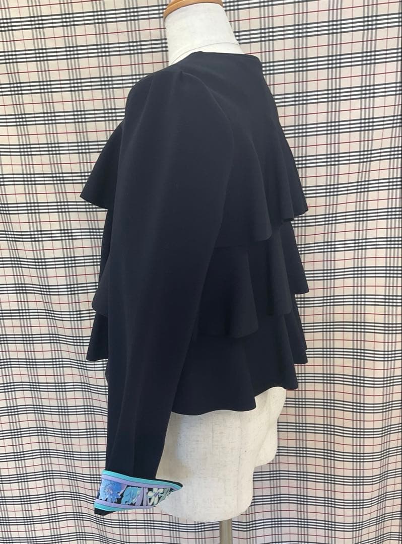 LEONARD フリルジャケット　　　　　　　　　1826