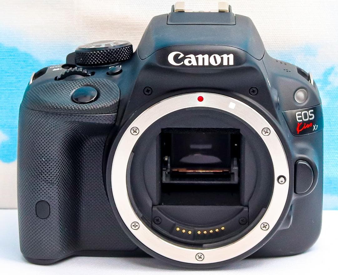 Canon kiss x7⭐️超小型一眼レフ⭐️スマホ転送♪⭐️ダブルレンズ
