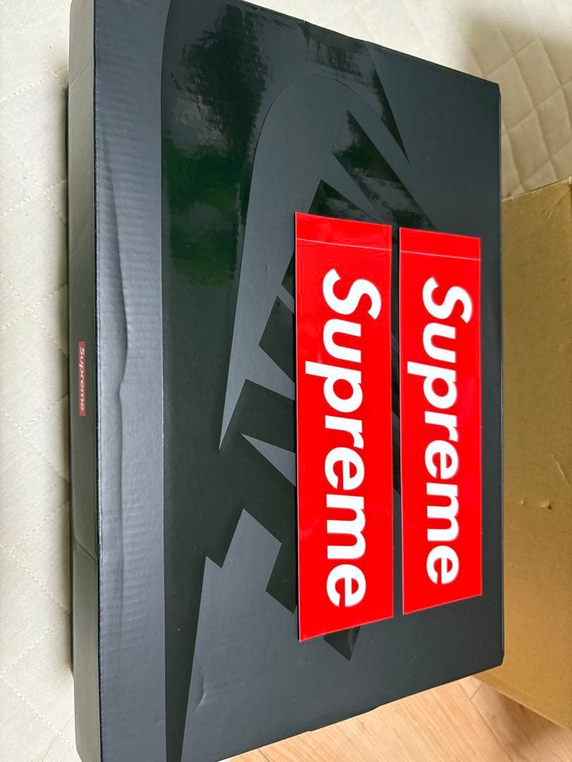 Supreme × Nike AirForce 1 LowWhite/Black