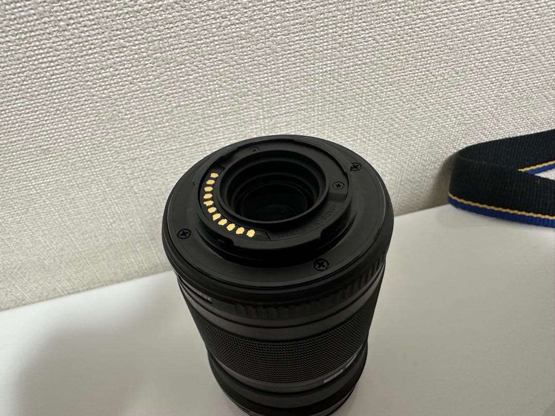 【OLYMPUS】 OM-D ミラーレス一眼カメラ + 40-150mm レンズ