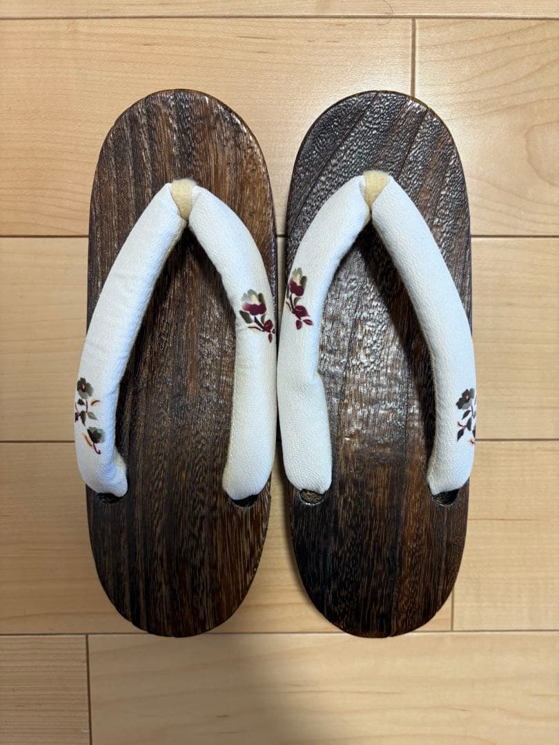 花柄浴衣・帯・下駄・腰ひもセット