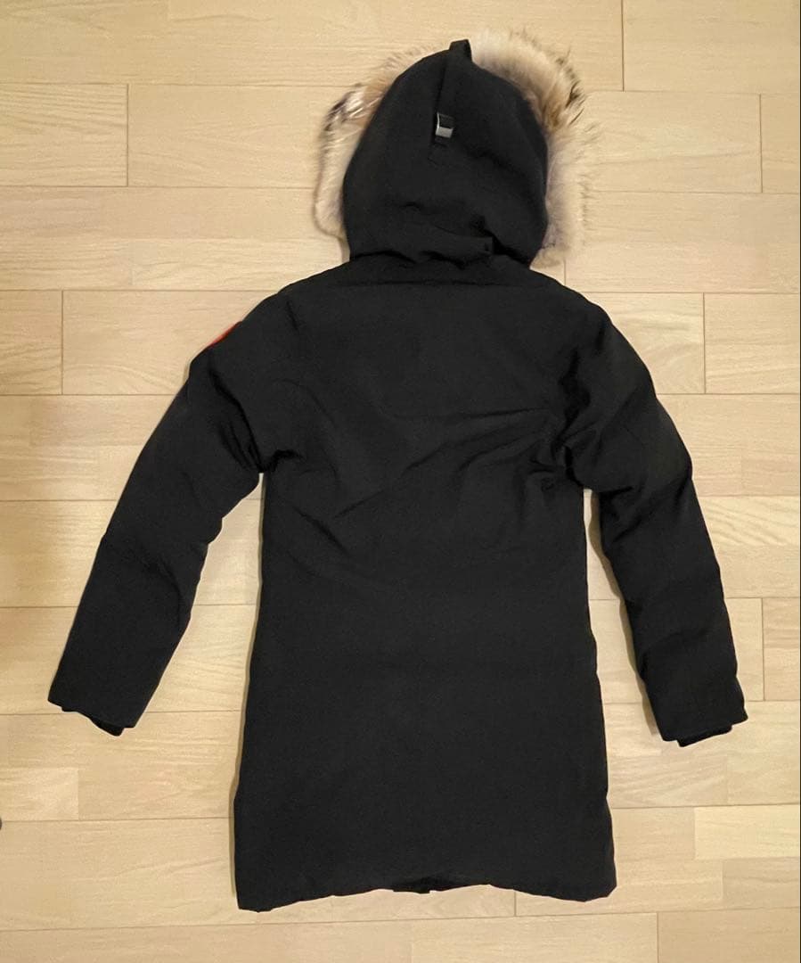 【お値下げ】★ カナダグース フードファー付きダウンジャケット ★