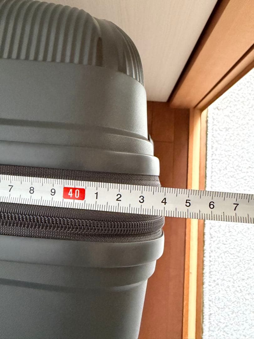 AMERICAN TOURISTER 中型キャリーケース グレー