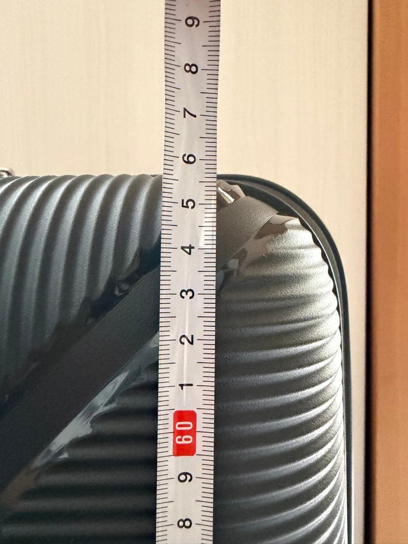 AMERICAN TOURISTER 中型キャリーケース グレー