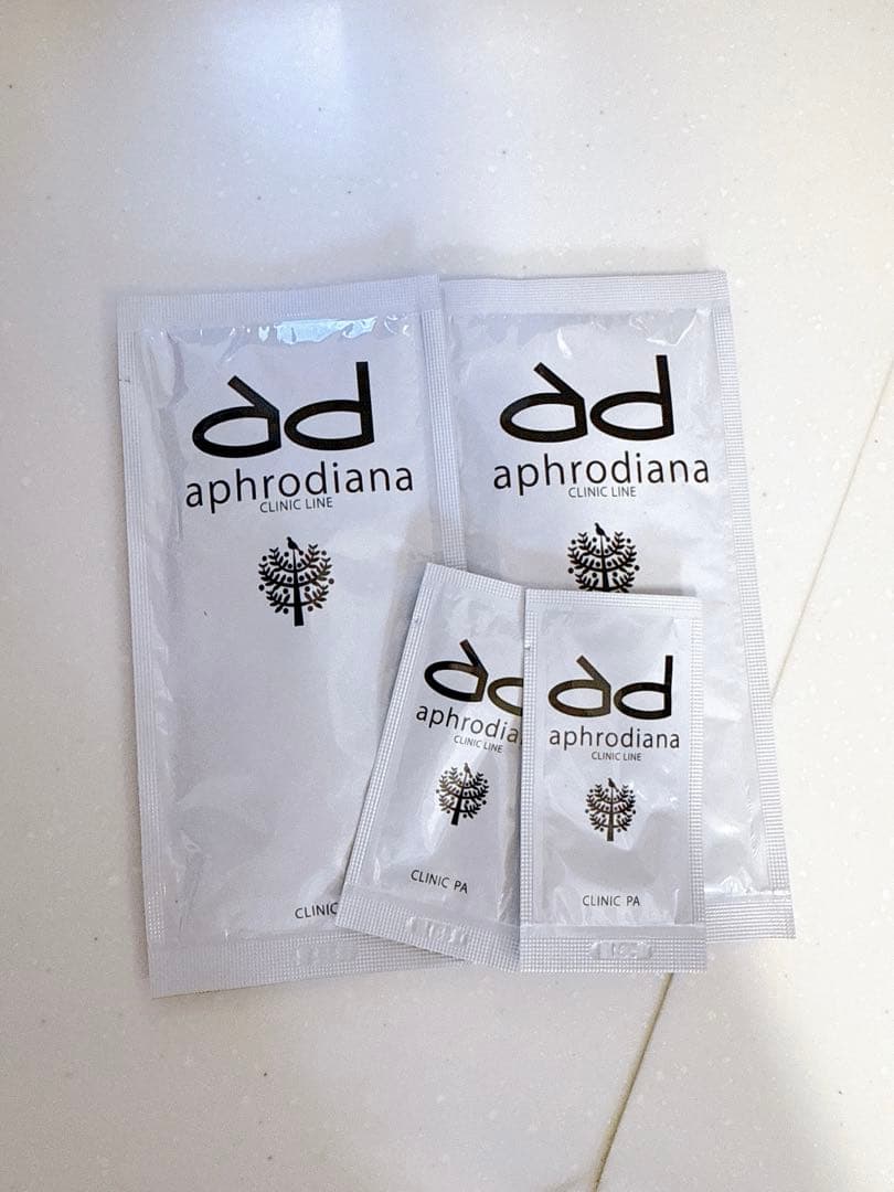 ichie 化粧品 豪華10点＋おまけ付き！美容液・ファンデ まとめ売り