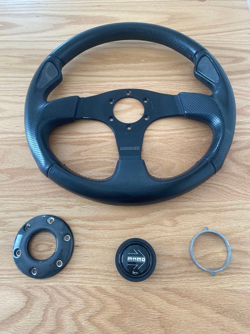 MOMO ステアリングホイール 本体　jet 34パイ