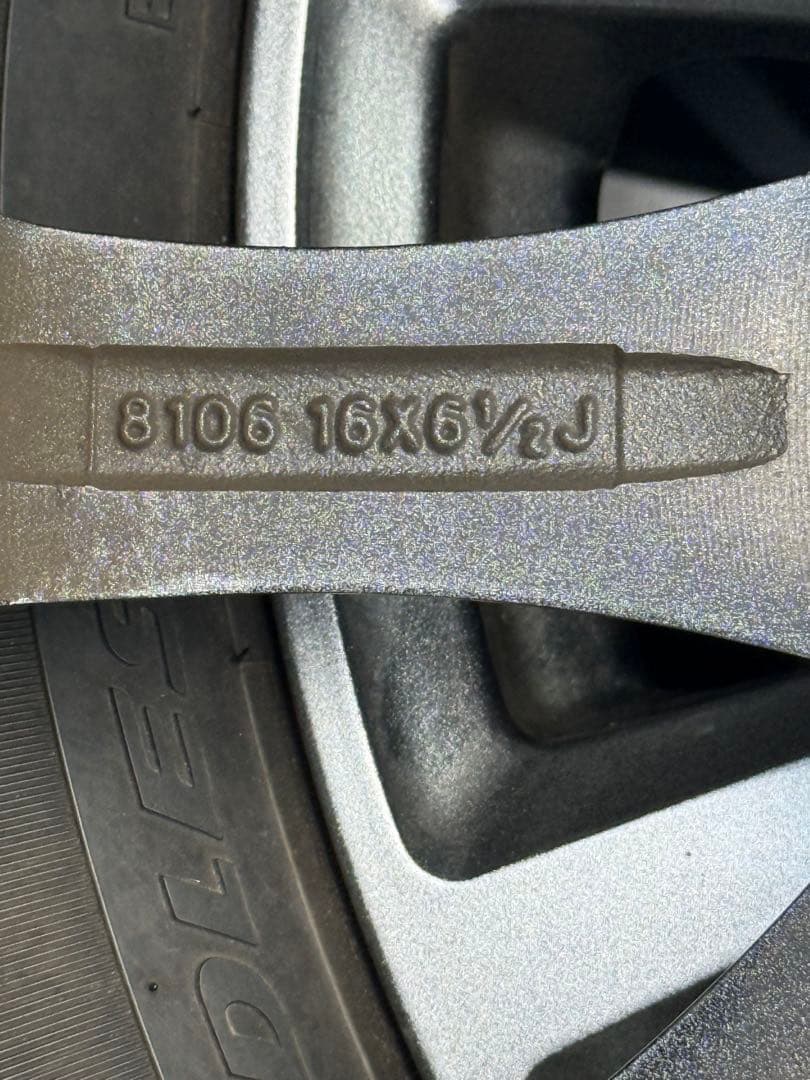 【専用】スタッドレス＋ホイール4本 215/65R16 ヴェゼル使用