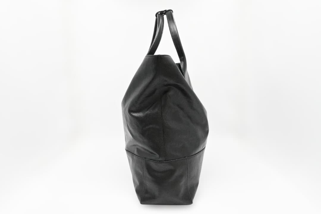 Bottega veneta　ボッテガヴェネタ　レザー　トートバッグ　ブラック