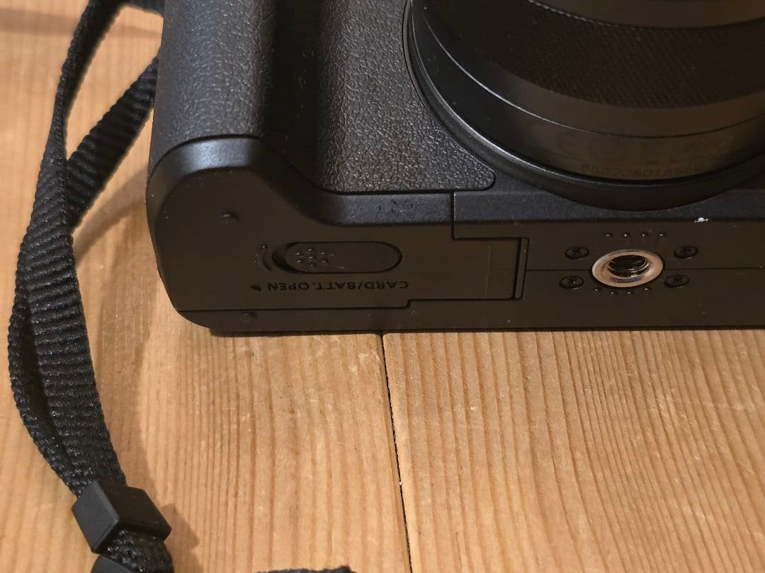 キャノン EOS Kiss m 美品！！レンズ付き