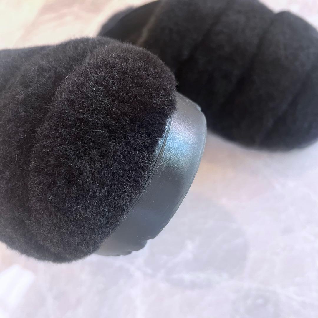 美品✨ UGG アグ スーパーフラッフ ブラック 24.0