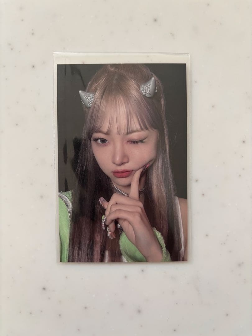 LE SSERAFIM easy ウンチェ スタンプブック