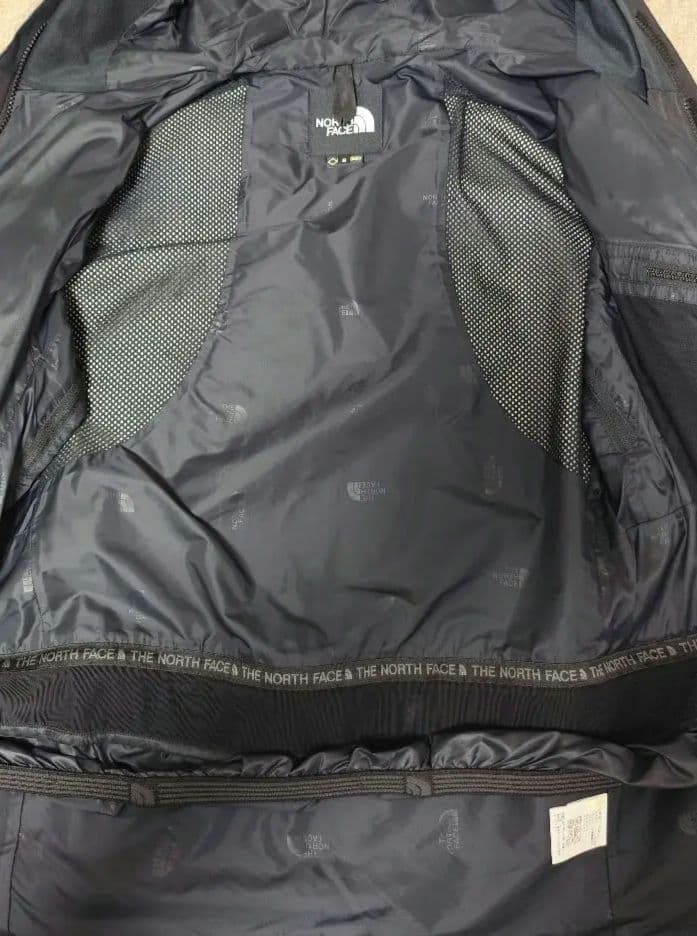 【美品】ノースフェイス　マウンテンジャケット　Sサイズ　メンズ　黒